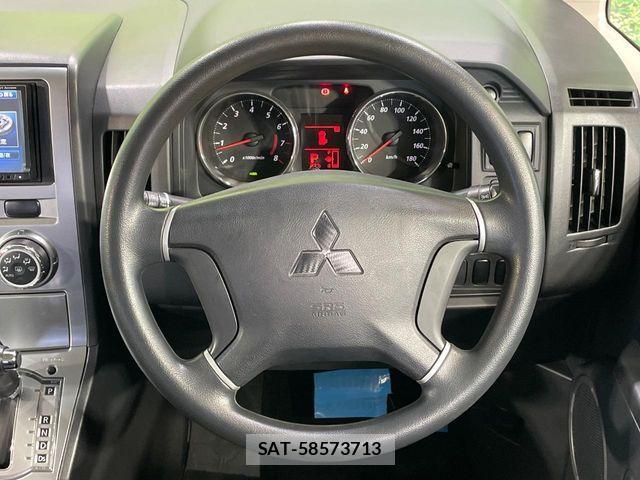 Mitsubishi DELICA 2013-07 8848728-11