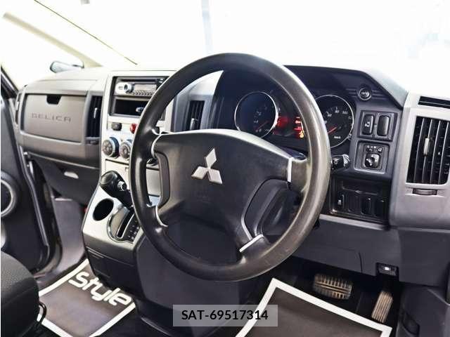 Mitsubishi DELICA 2011-09 8870822-27