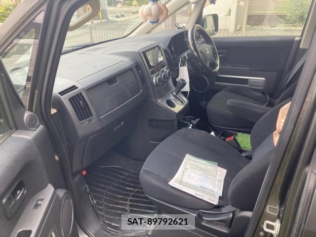 Mitsubishi DELICA 2014-01 8870823-9
