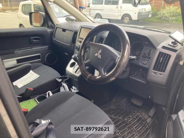 Mitsubishi DELICA 2014-01 8870823-10