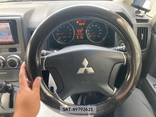 Mitsubishi DELICA 2014-01 8870823-17