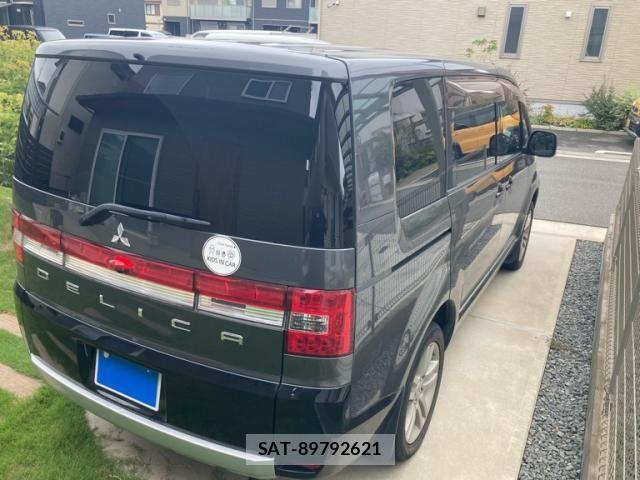 Mitsubishi DELICA 2014-01 8870823-4