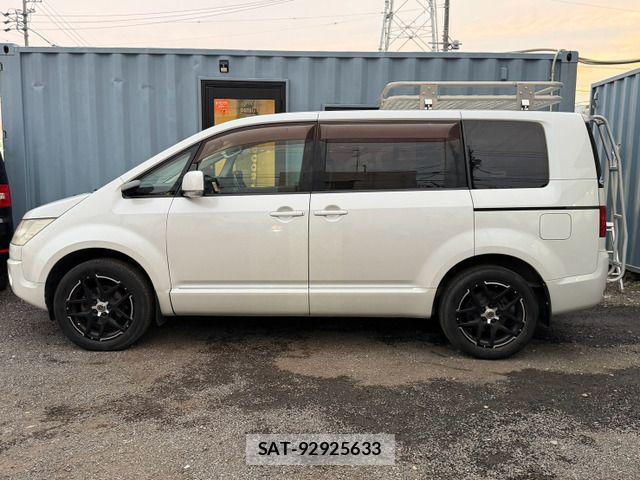 Mitsubishi DELICA 2011-05 8879467-18