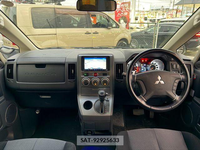 Mitsubishi DELICA 2011-05 8879467-2