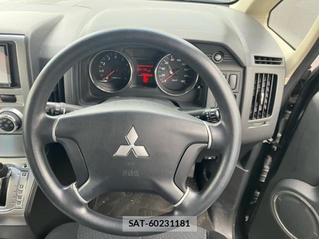 Mitsubishi DELICA 2013-09 8879470-9