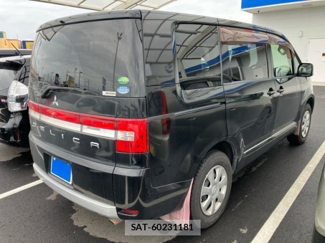 Mitsubishi DELICA 2013-09 8879470-2