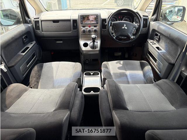 Mitsubishi DELICA 2011-08 8883523-5