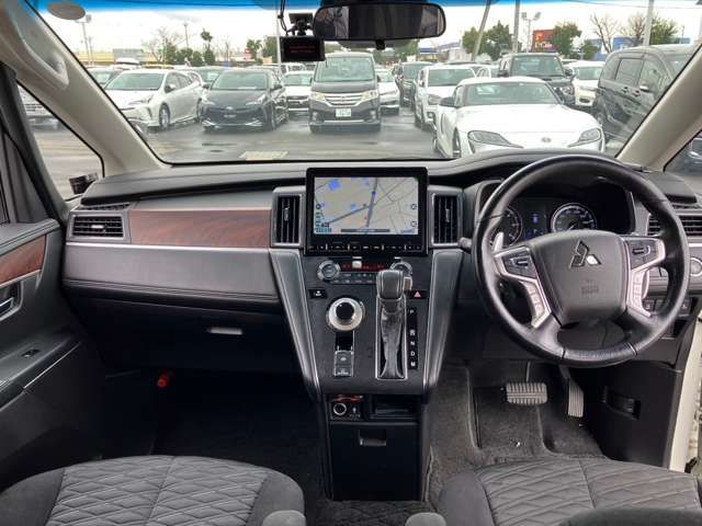 Mitsubishi DELICA 2020-12 661794-1