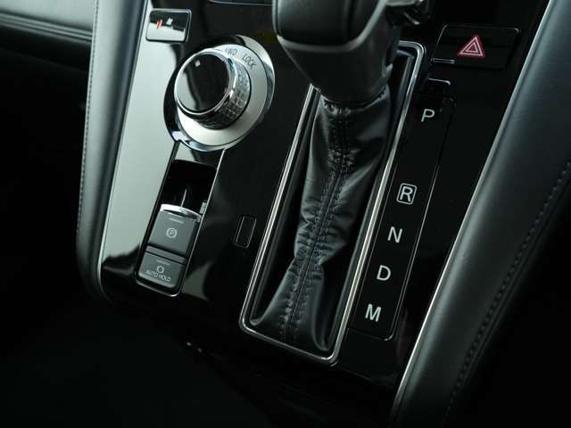 Mitsubishi DELICA 2023-07 861443-15