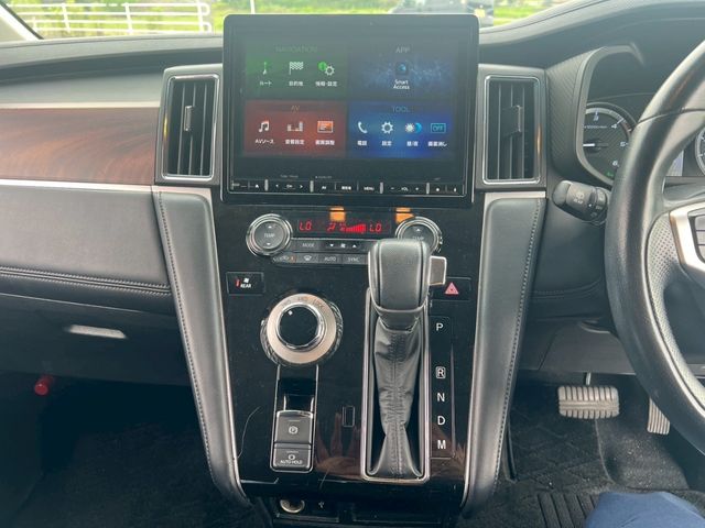 Mitsubishi DELICA 2019-03 1085189-10