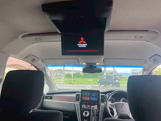 Mitsubishi DELICA 2019-03 1085189-11