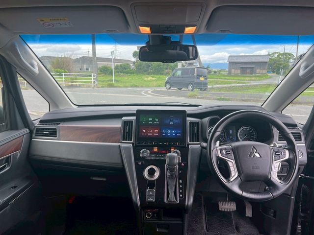 Mitsubishi DELICA 2019-03 1085189-3