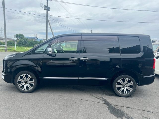 Mitsubishi DELICA 2019-03 1085189-5