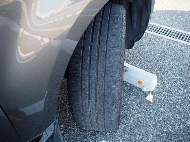 Mitsubishi DELICA 2013-12 1227712-28