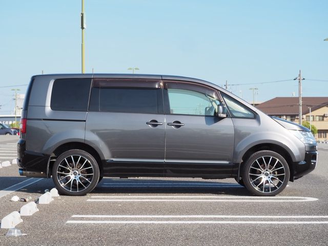 Mitsubishi DELICA 2013-12 1227712-5