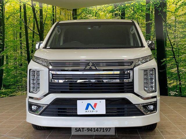 Mitsubishi DELICA 2019-03 1301461-14