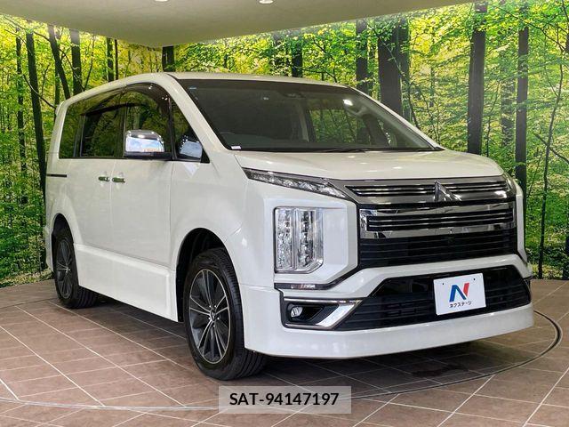 Mitsubishi DELICA 2019-03 1301461-16
