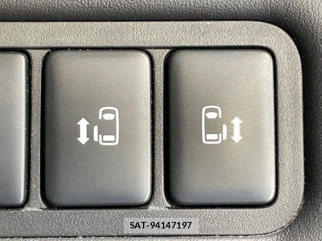 Mitsubishi DELICA 2019-03 1301461-5