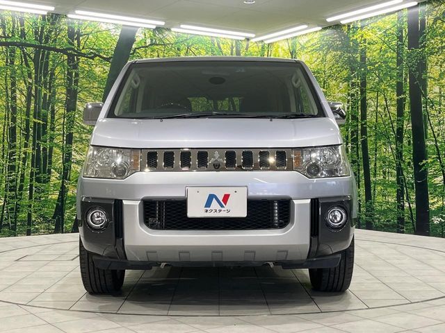Mitsubishi DELICA 2009-03 1421716-15