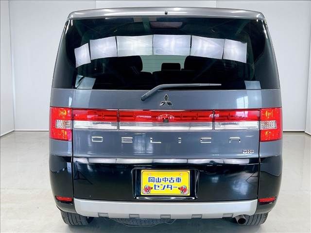 Mitsubishi DELICA 2018-05 1472065-9