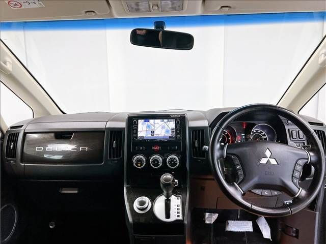 Mitsubishi DELICA 2018-05 1472065-11