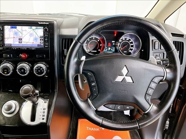 Mitsubishi DELICA 2018-05 1472065-12