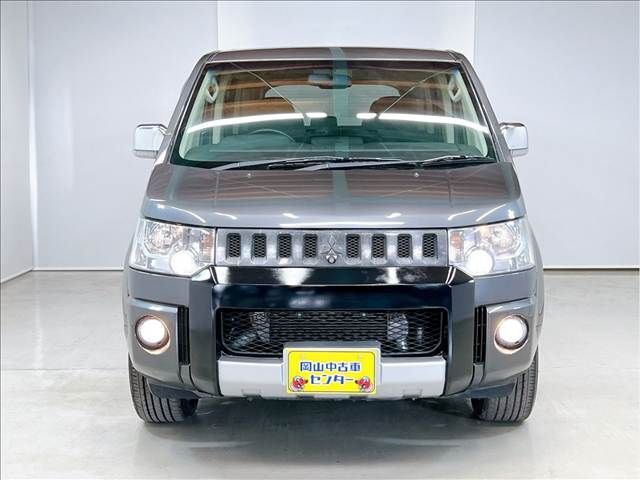 Mitsubishi DELICA 2018-05 1472065-18