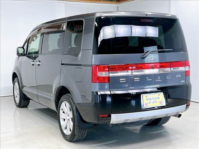 Mitsubishi DELICA 2018-05 1472065-3
