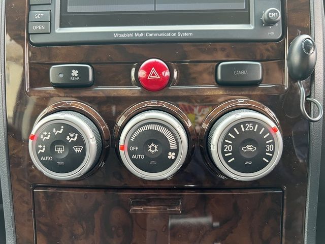 Mitsubishi DELICA 2011-02 1488988-16
