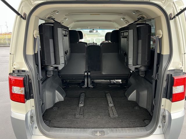 Mitsubishi DELICA 2011-02 1488988-19