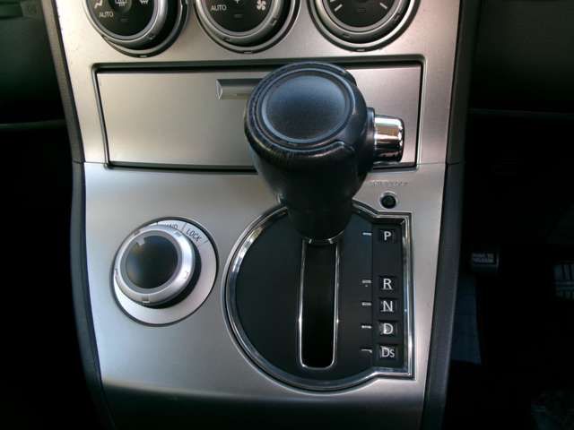 Mitsubishi DELICA 2010-09 1544522-9