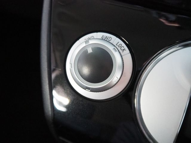 Mitsubishi DELICA 2014-11 2099186-27