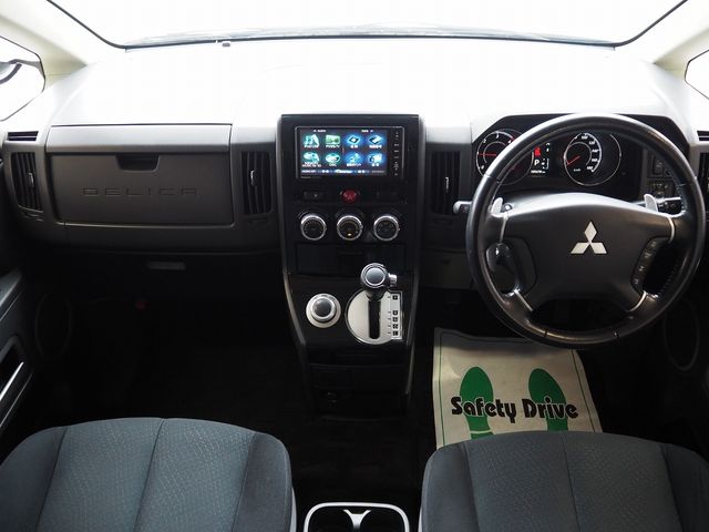 Mitsubishi DELICA 2014-11 2099186-6