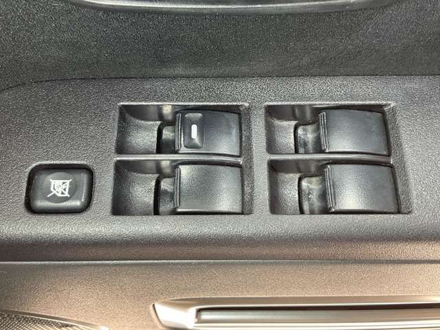 Mitsubishi DELICA 2012-03 3372161-13