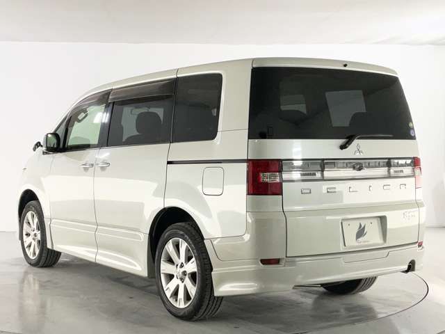 Mitsubishi DELICA 2012-03 3372161-3