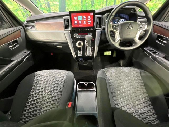 Mitsubishi DELICA 2024-06 3667075-1