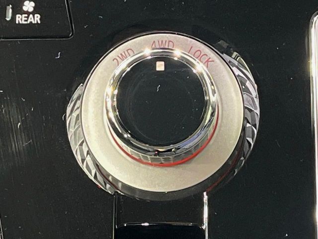 Mitsubishi DELICA 2024-06 3667075-2