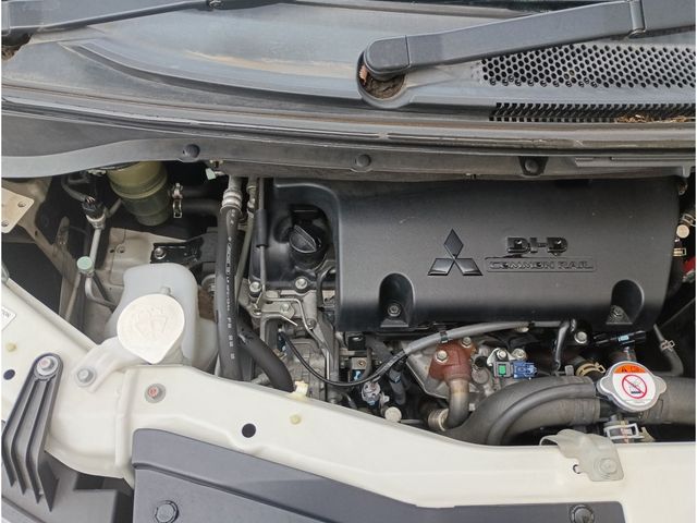 Mitsubishi DELICA 2016-03 3667220-16