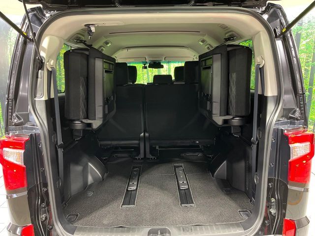 Mitsubishi DELICA 2024-06 3713999-11