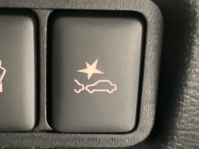 Mitsubishi DELICA 2024-06 3904992-4