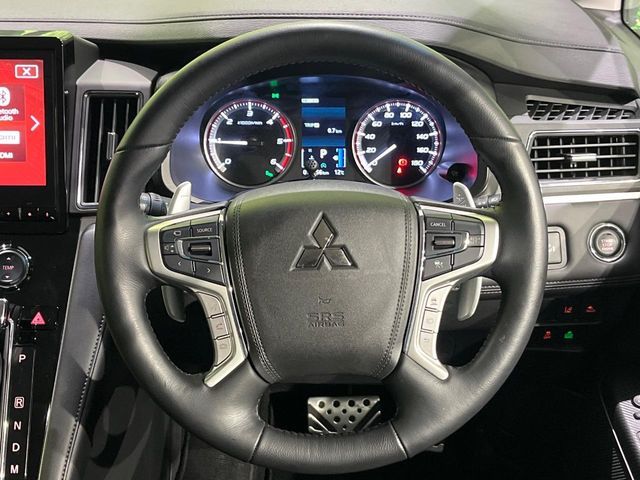Mitsubishi DELICA 2024-03 4041054-11