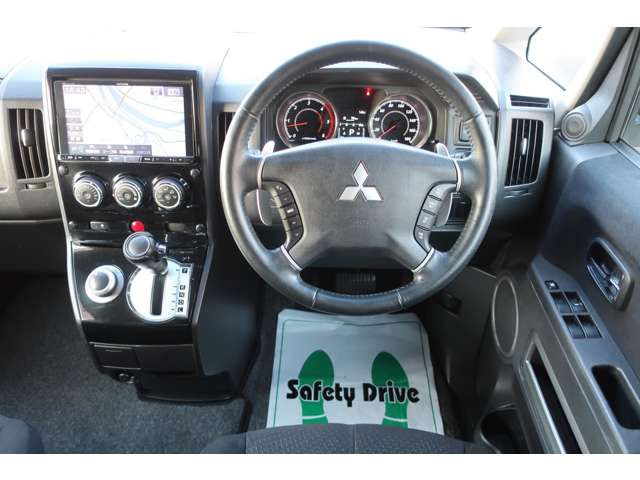 Mitsubishi DELICA 2014-03 4041078-9