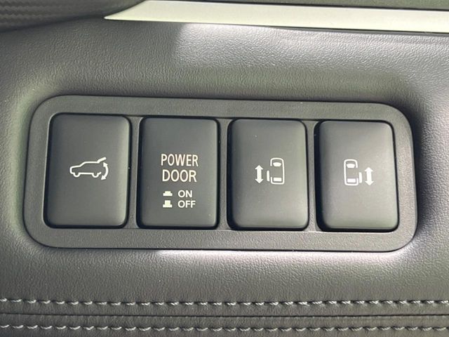 Mitsubishi DELICA 2022-08 4323011-4