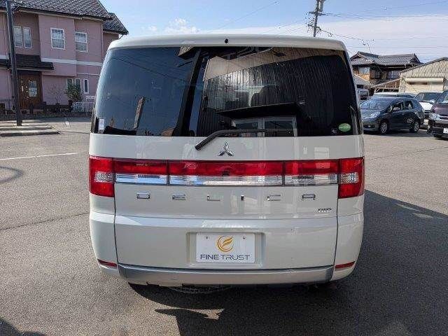 Mitsubishi DELICA 2018-09 4323033-19