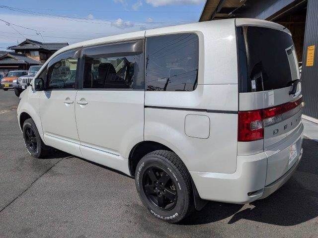 Mitsubishi DELICA 2018-09 4323033-20