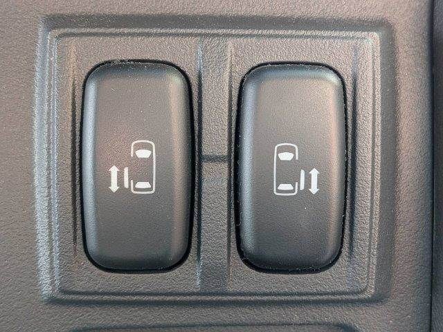 Mitsubishi DELICA 2018-09 4323033-6