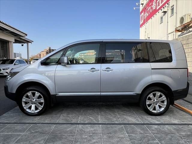 Mitsubishi DELICA 2009-07 4323038-10