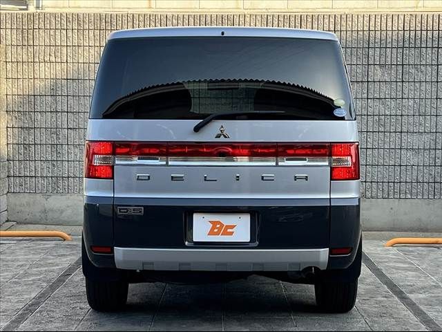 Mitsubishi DELICA 2009-07 4323038-13