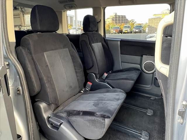 Mitsubishi DELICA 2009-07 4323038-17