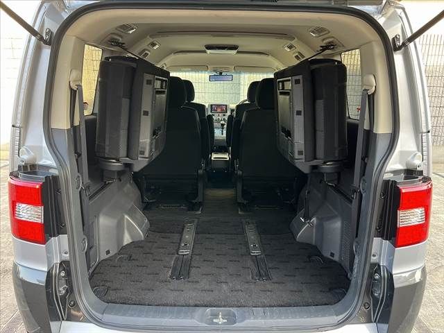 Mitsubishi DELICA 2009-07 4323038-22
